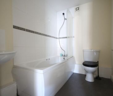 Wellington Street, Kettering, Northants, NN16 - Photo 3