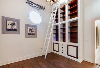 5 bedroom luxury Villa for rent in Marbella Del Este, Andalusia