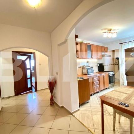 1 camera decomandată de inchiriat într-un apartament cu 4 camere, zona Marasti - Photo 1