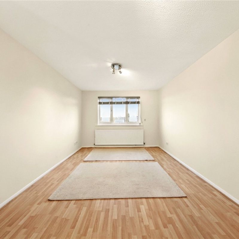 Cornmow Drive, NW10, London - Photo 1