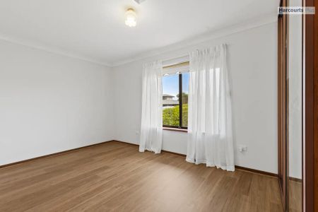 “Lovely three bedroom home for rent in Hallett Cove” - Photo 5