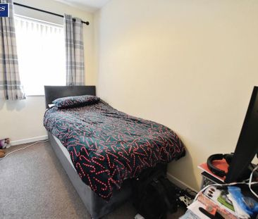 3 bedroom detached house to rent - Photo 3