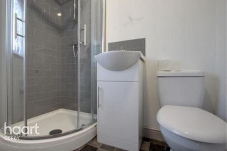 1 bedroom terraced house to rent - Photo 5