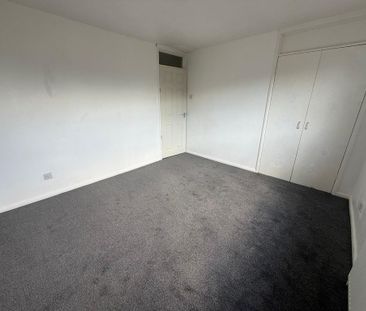3 bedroom maisonette to rent - Photo 4
