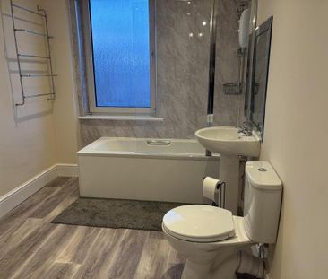 2 bedroom terraced house to rent - Photo 6