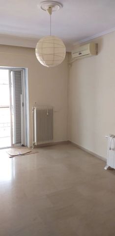 Studio/Γκαρσονιέρα για ενοικίαση Κολοκοτρώνη (Συκιές) - Photo 4