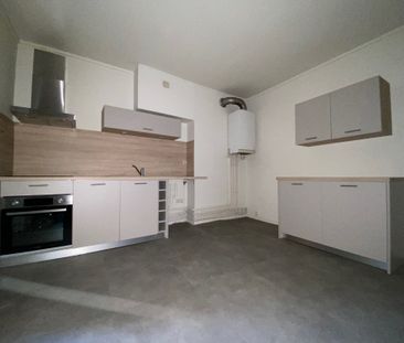 Location Appartement 3 pièces 82m² BESANCON 25000 - Photo 3