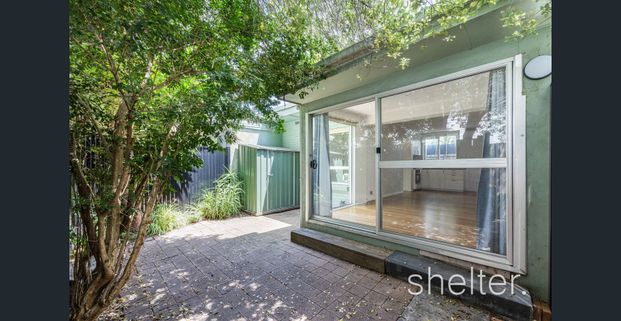 Secure and private with a courtyard in St Kilda - Photo 1