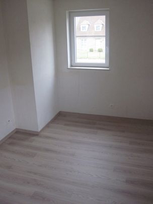 Eigentijdse nieuwbouwwoning - Photo 1