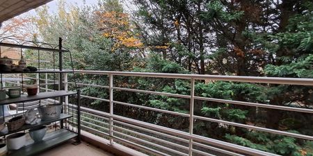 Appartement te huur in Oedelem voor € 990 met 2 slaapkamers - Photo 4