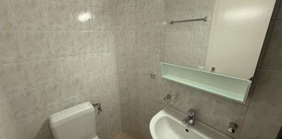 Grand studio proche du centre ! - Photo 2