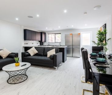 6 bedroom house to rent - Photo 2