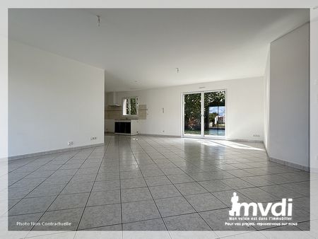 Location Maison 4 pièces 95m² - Photo 2