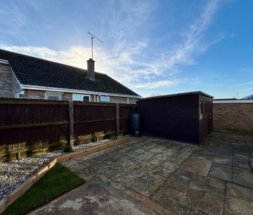 Sandgalls Drive, Lakenheath, BRANDON - Photo 3