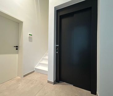 Stijlvol wonen in een unieke loft met privétoegang in Lierde - Photo 4