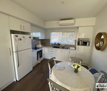 Large freestanding Granny Flat! - Photo 5