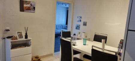 Appartement de 3.5 pièces situé au rez-de-chaussée - Photo 2