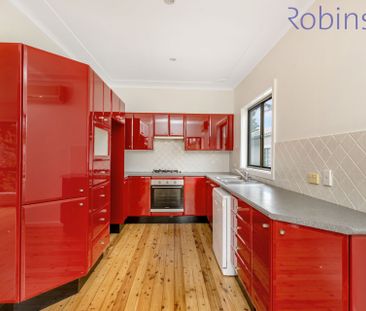 Three bedroom home in sought beach side suburb just over 1km to Red... - Photo 2