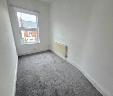 2 bedroom maisonette to rent - Photo 1