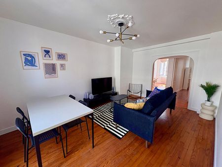 Location Appartement 4 pièces 67m² - Photo 2
