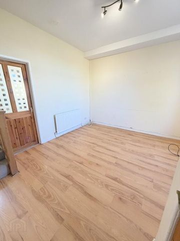 165 Avoniel Road, Belfast, BT5 4SG - Photo 2