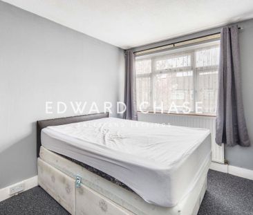 3 bedroom terraced house to rent - Photo 6