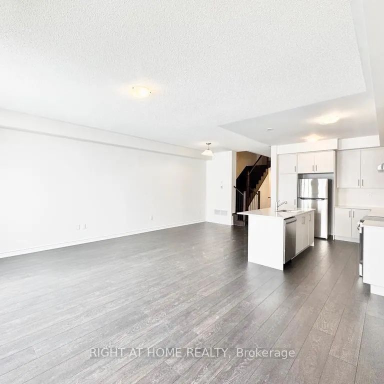 140 GREER STREET - Photo 1