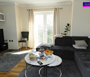 2 bedroom flat to rent - Photo 3