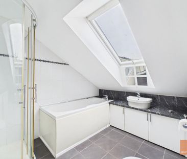 3 bedroom semi-detached house to rent - Photo 4