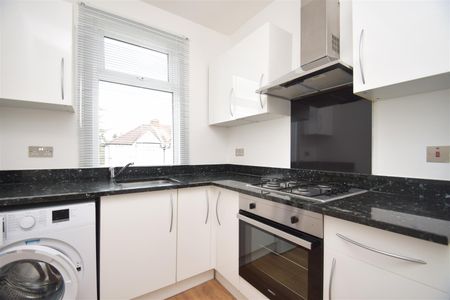 Bolton Road, Harrow, HA1 - Photo 2