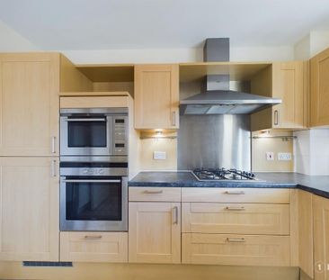 2 bedroom flat to rent - Photo 6