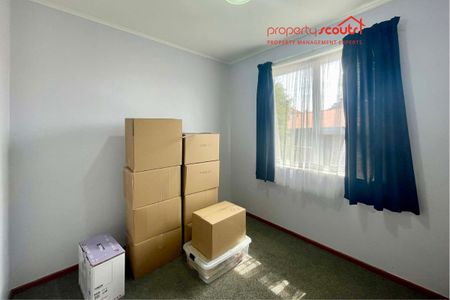 4 Bedrooms on David Street - Photo 5