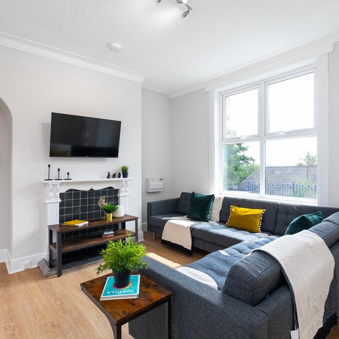 4 bedroom flat share to rent - Photo 1