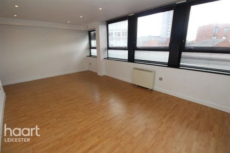 1 bedroom flat to rent - Photo 3