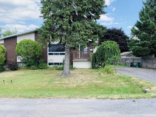 1259 Marenger Street, Orléans, Ottawa, ON - Photo 1