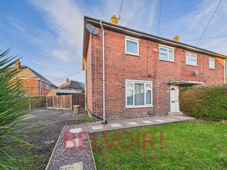 3 bedroom semi-detached house to rent - Photo 4