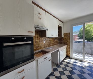 Location Appartement 3 pièces 70m² BRIGNOLES 83170 - Photo 5