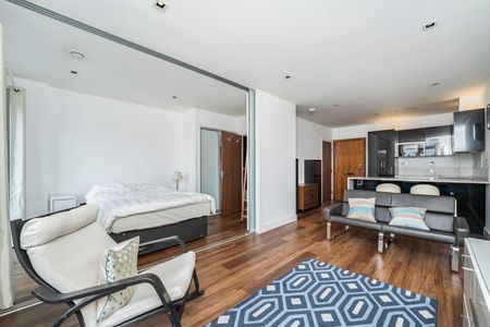 Belgravia House, Dickens Yard, Longfield Avenue, London, W5 2BE - Photo 2