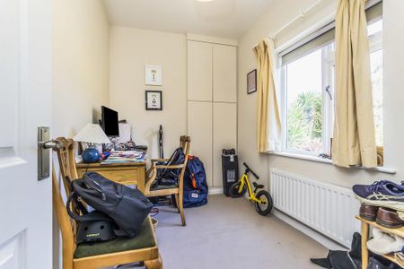 4 bedroom terraced house to rent - Photo 4