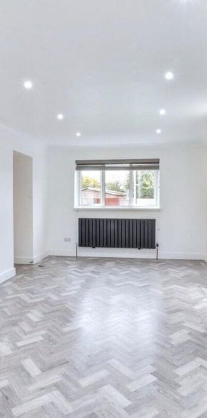 3 bedroom terraced house to rent - Photo 1