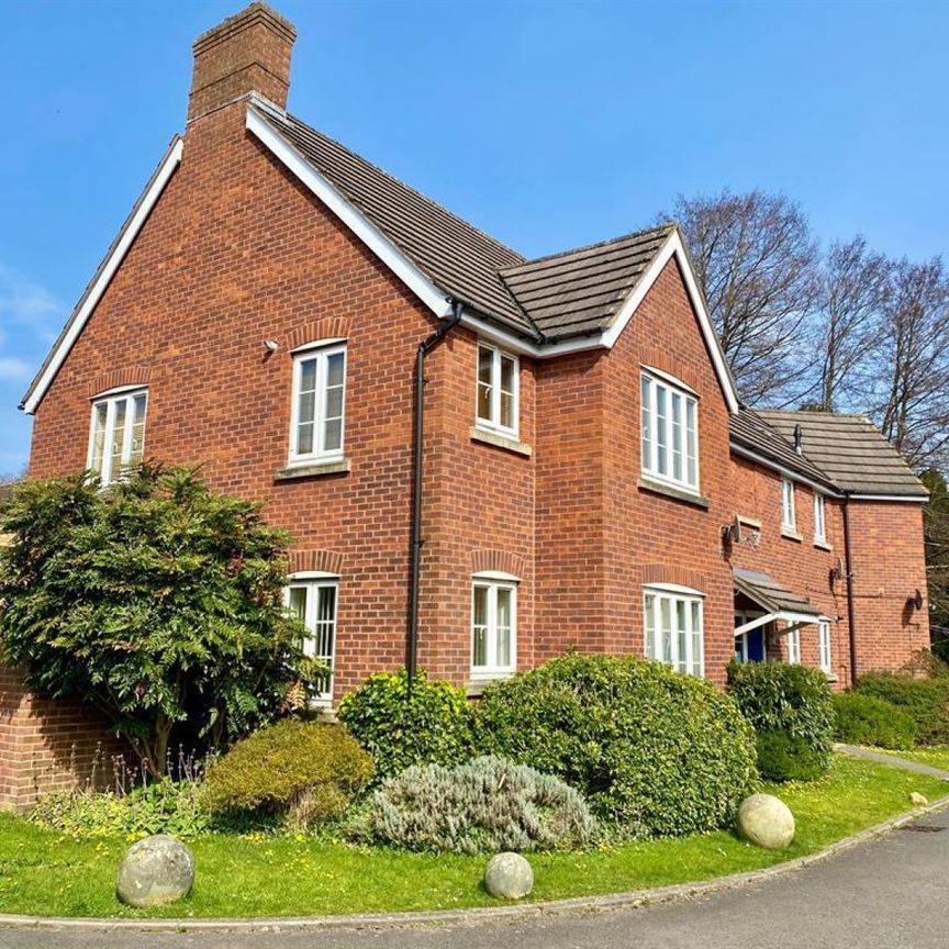 Castle Stream Court , Dursley, GL11 5GN - Photo 1