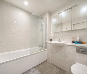 Ottley Drive, London, SE3 9GF - Photo 4