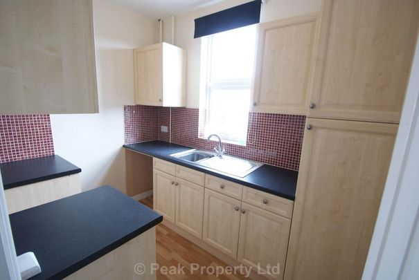 2 bedroom flat to rent - Photo 1