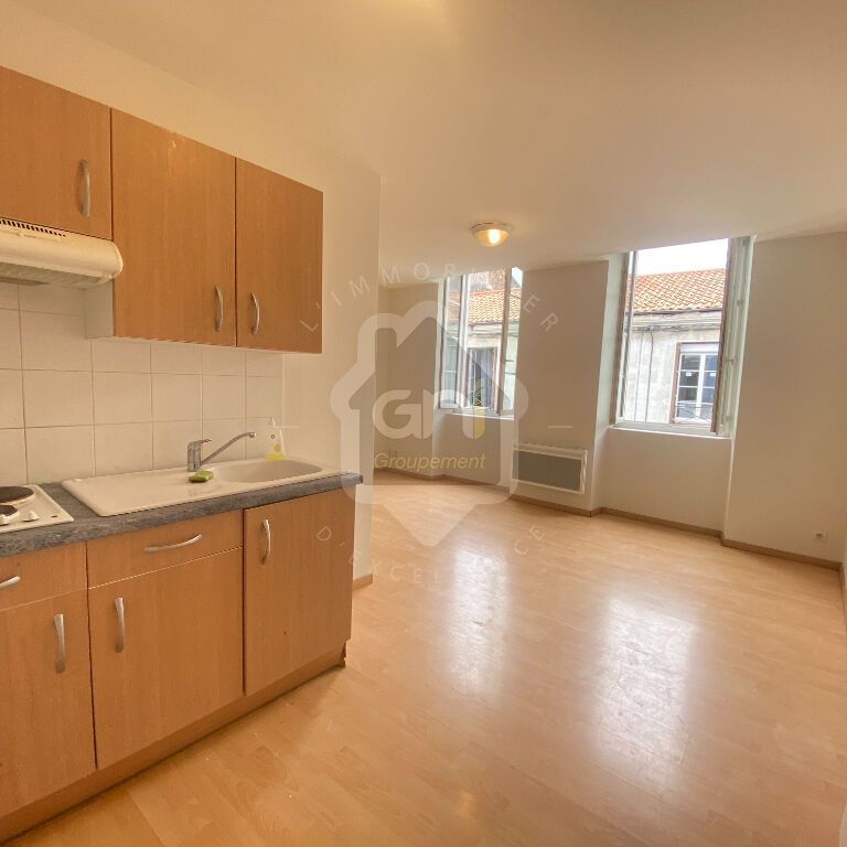 Location Appartement 1 pièce 32m² - Photo 1