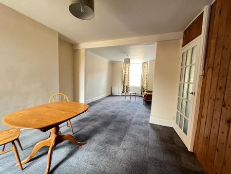 2 bedroom terraced house to rent - Photo 4