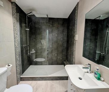 2 bedroom flat to rent - Photo 6