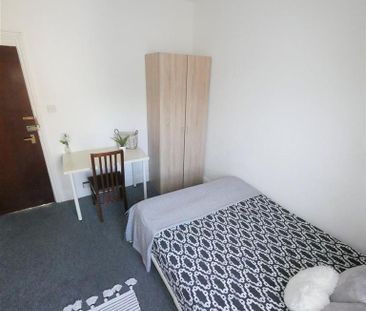 6 bedroom house share to rent - Photo 1