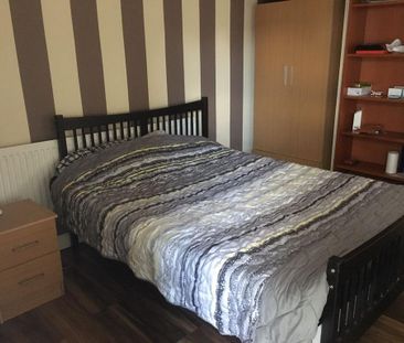 5 bedroom terraced house to rent - Photo 6