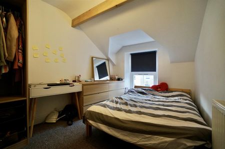 7 Craig-Y-Don Road - Photo 3