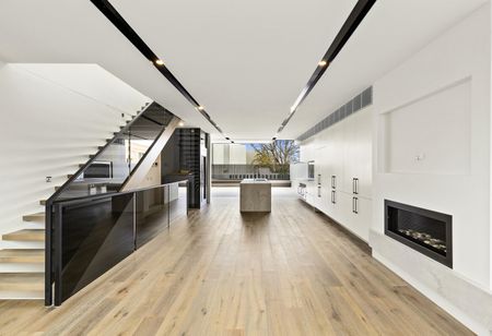 6/631 Orrong Road, Toorak VIC 3142 - Townhouse For Rent | Domain - Photo 2